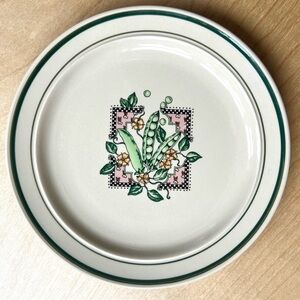 Vintage pink and green pea flower dinner plate